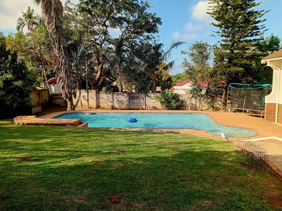 To Let 3 Bedroom Property for Rent in Beacon Bay North Eastern Cape